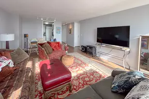 1660 N Lasalle Dr, Chicago, IL 60614 - Photo 4