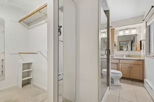 888 Country Club Rd, Crystal Lake, IL 60014 - Photo 24