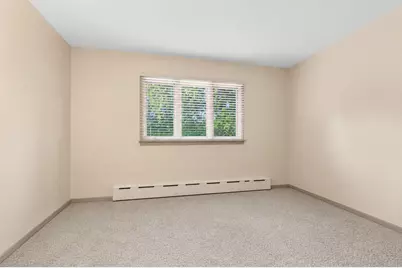 888 Country Club Road, Crystal Lake, IL 60014 - Photo 26