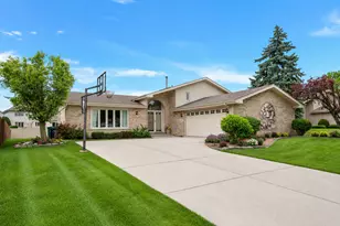 11621 Brookshire Dr, Orland Park, IL 60467 - Photo 1
