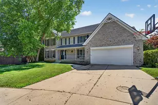938 Stonehaven Ct, Elgin, IL 60124 - Photo 4