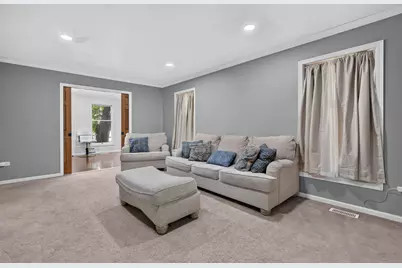 938 Stonehaven Court, Elgin, IL 60124 - Photo 12