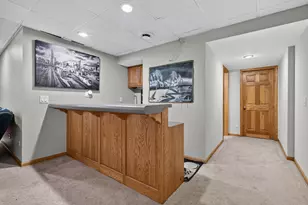 938 Stonehaven Ct, Elgin, IL 60124 - Photo 38