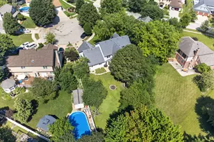 938 Stonehaven Ct, Elgin, IL 60124 - Photo 6