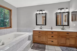 938 Stonehaven Ct, Elgin, IL 60124 - Photo 28