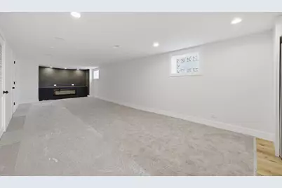 8801 S Clyde Avenue, Chicago, IL 60617 - Photo 16