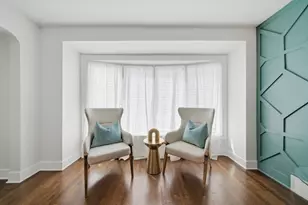 8801 S Clyde Ave, Chicago, IL 60617 - Photo 4