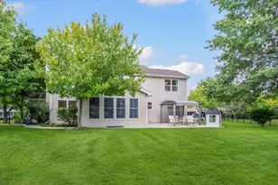 1325 Deerfield Ln, Bartlett, IL 60103 - Photo 24