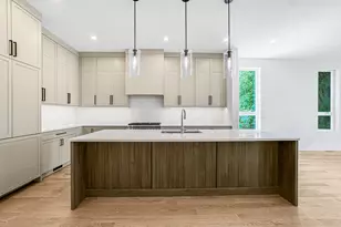 1728 N Sawyer Ave, Chicago, IL 60647 - Photo 8