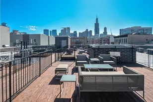 22 N Aberdeen St, Chicago, IL 60607 - Photo 10