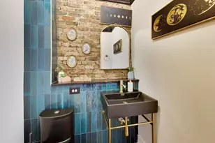 815 N Milwaukee Ave, Chicago, IL 60642 - Photo 22