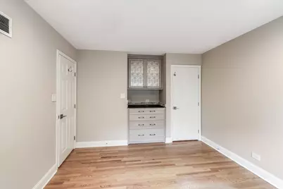 244 Hickory Lane, Lake Barrington, IL 60010 - Photo 10