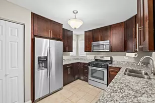 2329 Carpenter Ave, Plainfield, IL 60586 - Photo 6