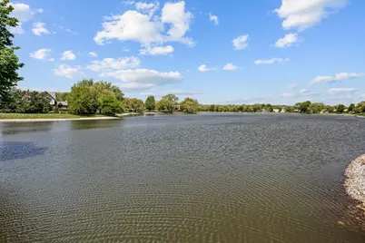 784 Leicester Road, Elk Grove Village, IL 60007 - Photo 26