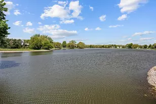 784 Leicester Rd, Elk Grove Village, IL 60007 - Photo 26