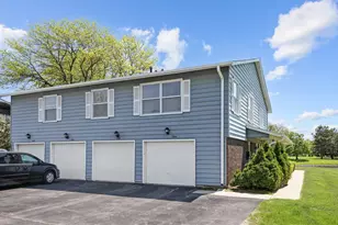 784 Leicester Rd, Elk Grove Village, IL 60007 - Photo 22