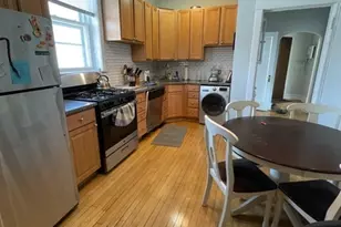 1441 W Berteau Ave, Chicago, IL 60613 - Photo 2