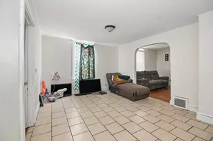 360 S Washington Ave, Kankakee, IL 60901 - Photo 4