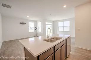930 Fitzwilliam Wy, North Aurora, IL 60542 - Photo 32