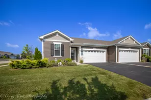 930 Fitzwilliam Wy, North Aurora, IL 60542 - Photo 12