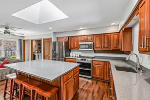 815 S Salem Ave, Arlington Heights, IL 60005 - Photo 2