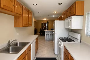 2206 Capri Ave, Joliet, IL 60436 - Photo 2
