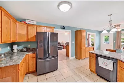 673 Bayfield Drive, Dekalb, IL 60115 - Photo 6