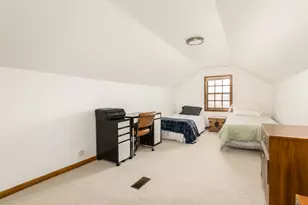 5950 W Foster Ave, Chicago, IL 60630 - Photo 12