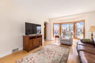 5950 W Foster Ave, Chicago, IL 60630 - Photo 2
