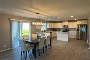 3142 Matlock Dr, Yorkville, IL 60560 - Photo 4