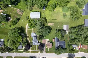 344 Flagg St, Paw Paw, IL 61353 - Photo 68