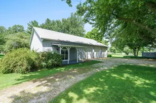 344 Flagg St, Paw Paw, IL 61353 - Photo 50