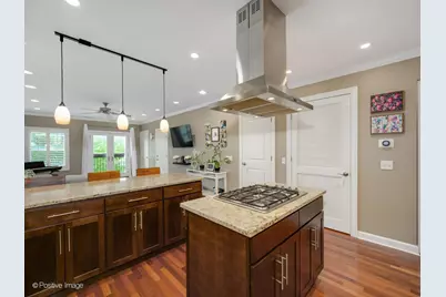 2849 N Ashland Avenue #2S, Chicago, IL 60657 - Photo 10
