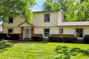610 Dorset Cir, Saint John, IL 61873 - Photo 2