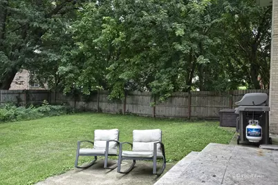 336 E Russell Street #2, Barrington, IL 60010 - Photo 14