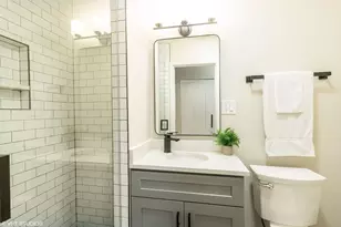2839 N Sawyer Ave, Chicago, IL 60618 - Photo 6