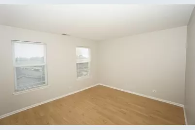 2017 Grayhawk Drive, Aurora, IL 60503 - Photo 10