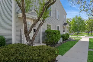 1171 Bunker Hill Ct, Wheaton, IL 60189 - Photo 2