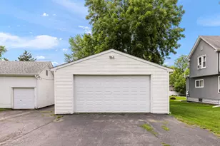 221 Castle St, Sandwich, IL 60548 - Photo 6