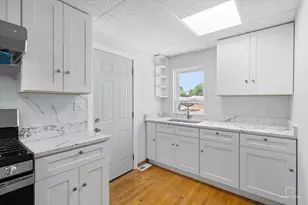 3504 S Maplewood Ave, Chicago, IL 60632 - Photo 24