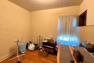 11144 S Green Bay Ave, Chicago, IL 60617 - Photo 6