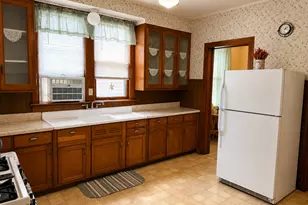 11144 S Green Bay Ave, Chicago, IL 60617 - Photo 8