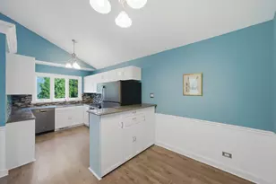 150 Inverness Ct, Elk Grove Village, IL 60007 - Photo 10