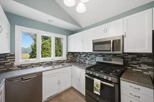 150 Inverness Ct, Elk Grove Village, IL 60007 - Photo 12