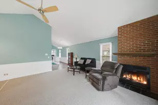 150 Inverness Ct, Elk Grove Village, IL 60007 - Photo 6