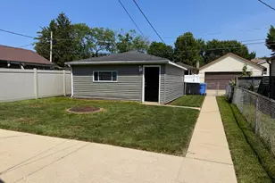 11247 S Albany Ave, Chicago, IL 60655 - Photo 22