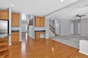 607 Mansfield Way, Oswego, IL 60543 - Photo 14
