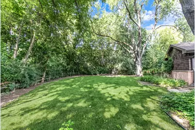 10 Hollycourt Terrace, Lake Zurich, IL 60047 - Photo 6