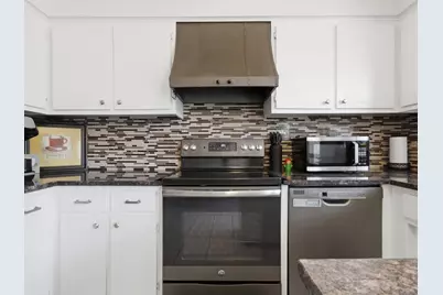 3456 N Harlem Avenue #3W, Chicago, IL 60634 - Photo 8