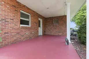 511 N Grove St, Colfax, IL 61728 - Photo 44